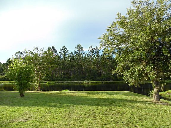 5th image of 495 Islamorada Dr S