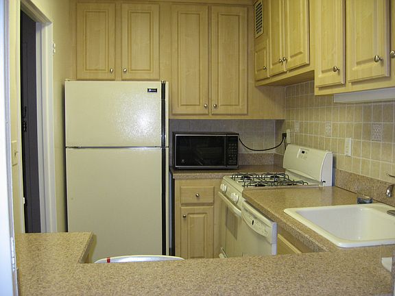 3rd image of 2200 N Central Road #14C