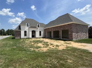 6103 Myrtle Bay Way, Lake Charles, LA 70605
