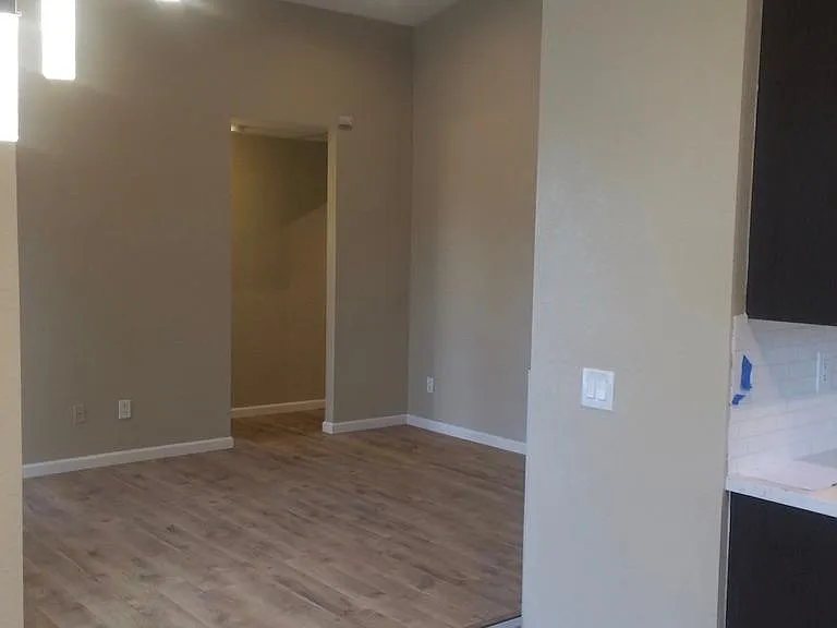 4114 Swift Ave #4 — Photo 32