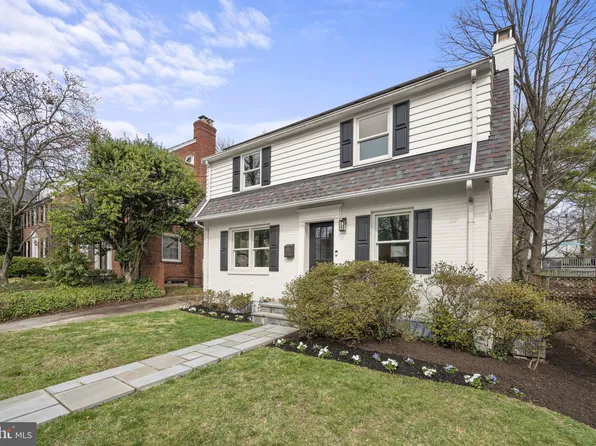 3205 Stephenson Pl NW, Washington, DC 20015