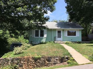 37 Skyland Cir, Asheville, NC 28804