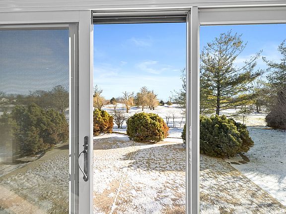 5th image of 6209 Sleepy Hollow Ln