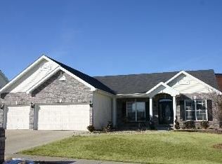 2154 Roselake Cir, Saint Peters, MO 63376