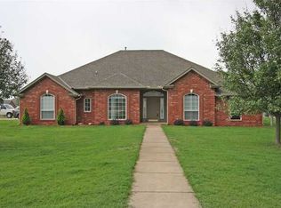 4404 Frontier Ln, Tuttle, OK 73089