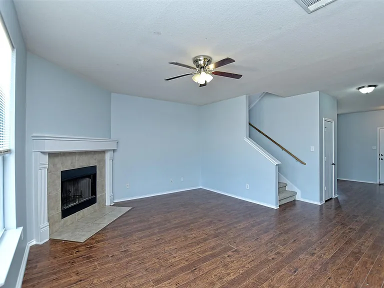 303 Banner Ave — Photo 8