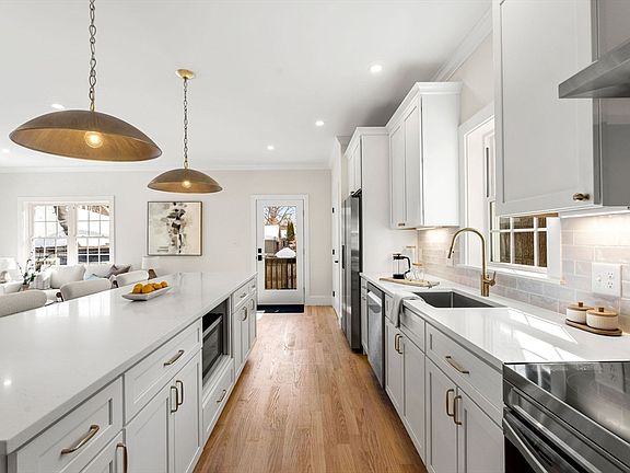 3rd image of 48 Mystic Lake Dr #48