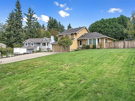 2nd image of 15005 98th Avenue Ct E