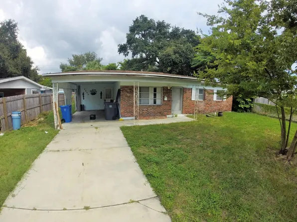 5803 Crest Hill Dr, Tampa, FL 33615
