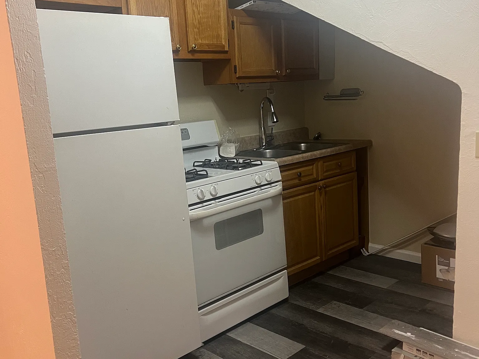 42 W Francis Ave — Photo 1