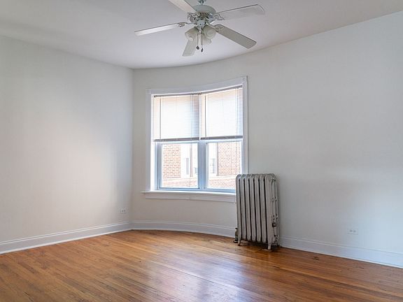 4th image of 4751-4761 N Clark St #1467-2