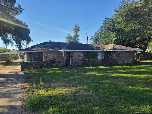 2436 6th St, Lake Charles, LA 70601