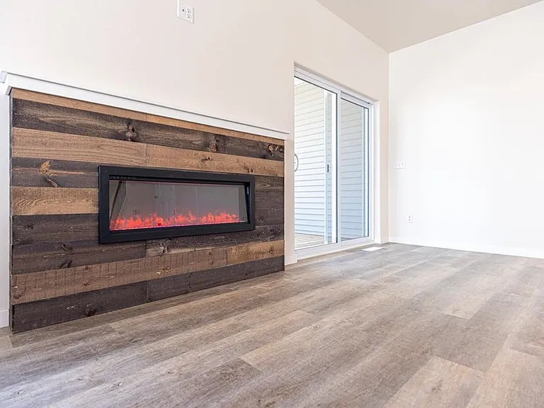 1172 Dahnovan Dr — Photo 17