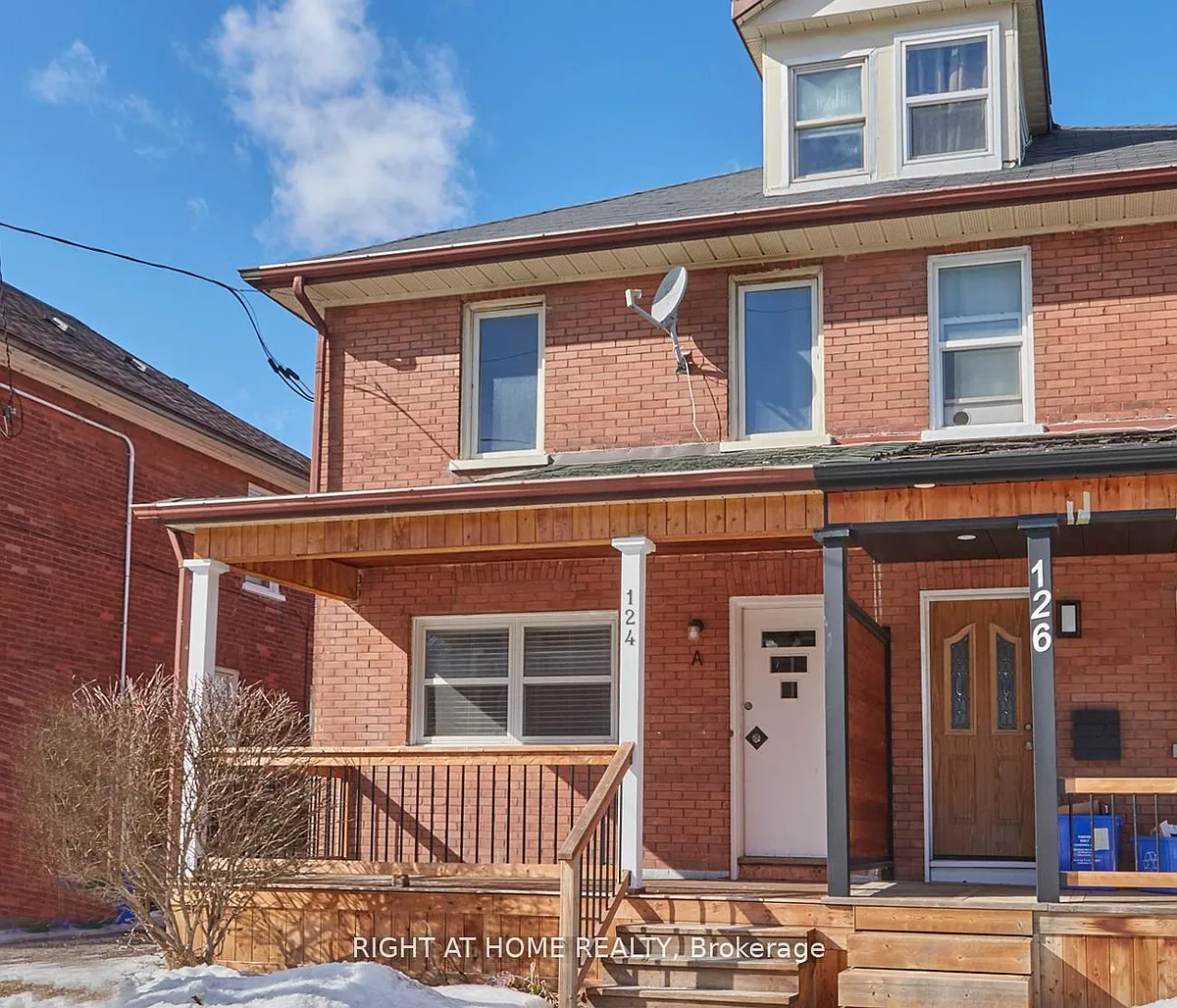 Building Photo - 124 Agnes St #UPPER