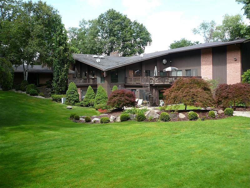 Over 1.5 Acres in Bloomfield