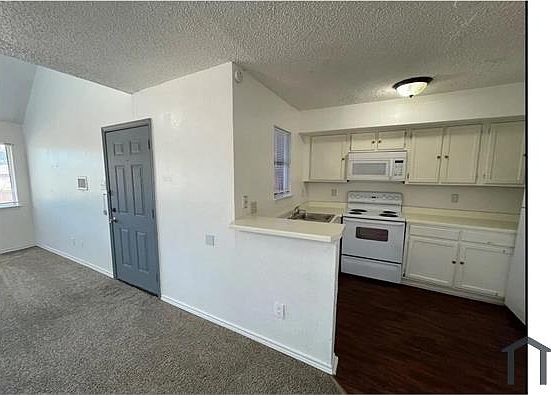 2nd image of 9839 Walnut St #T212-3f