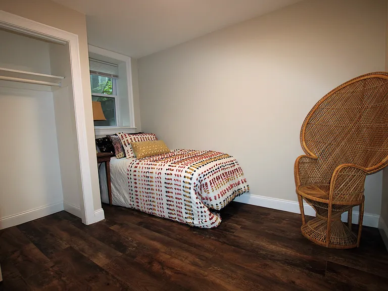 59 Strathmore Rd #1 — Photo 14
