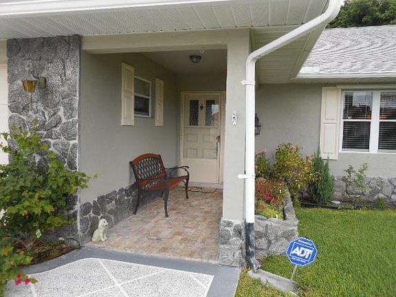 2nd image of 2934 SE Cates Cir