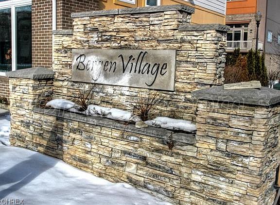 2nd image of 2322 City View Dr