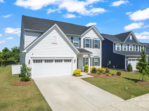 1013 Augustus Beamon Dr, Indian Trail, NC 28079