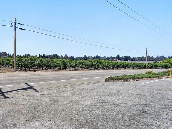 5th image of 2732 Freedom Blvd