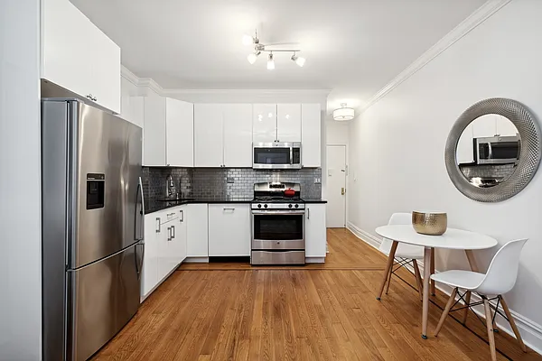 Rented by Corcoran | media 21