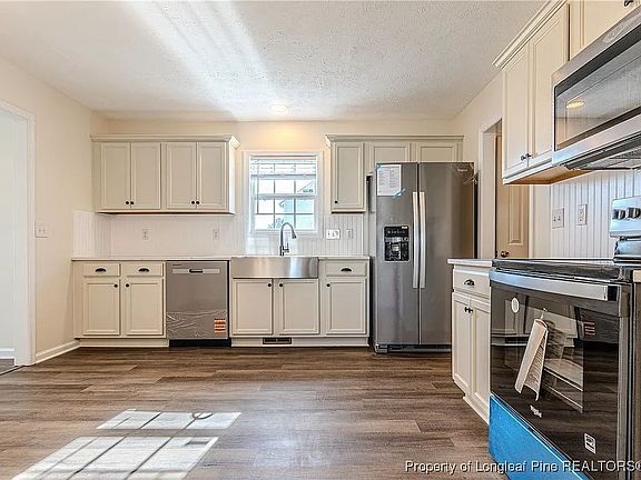 5th image of 1512 Belews Creek Ln