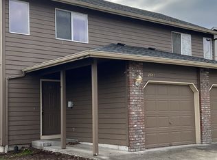 2763 S Cloverleaf Loop, Springfield, OR 97477