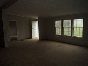 5th image of 133 Ivy Ridge Ln