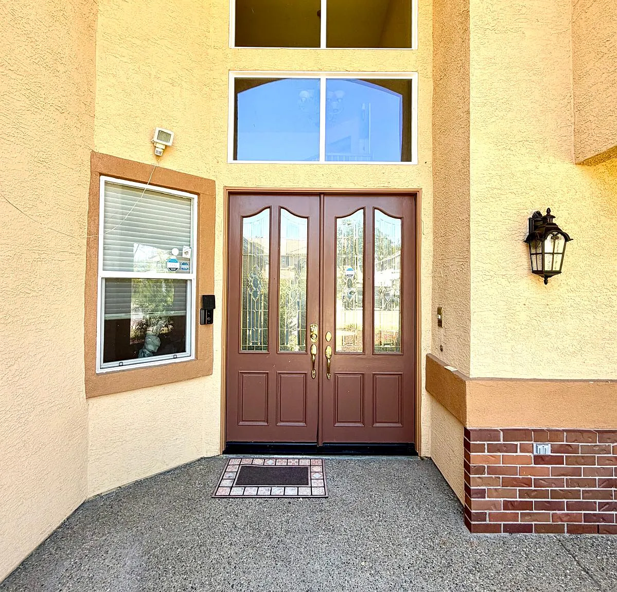 5 bed, 4090 sqft, $5,200 — Photo 4