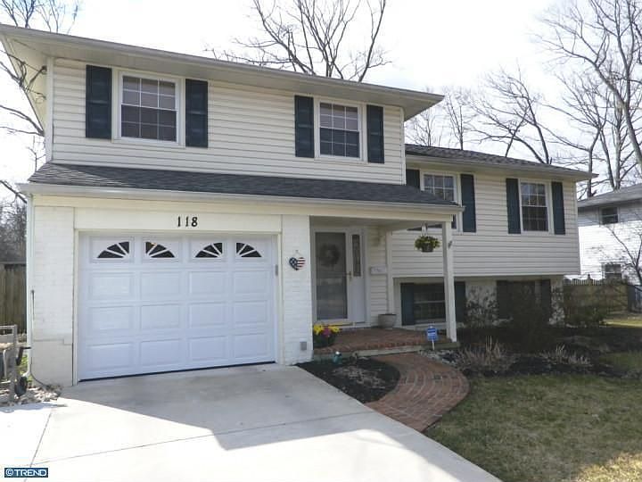 1st image of 118 Longwood Dr
