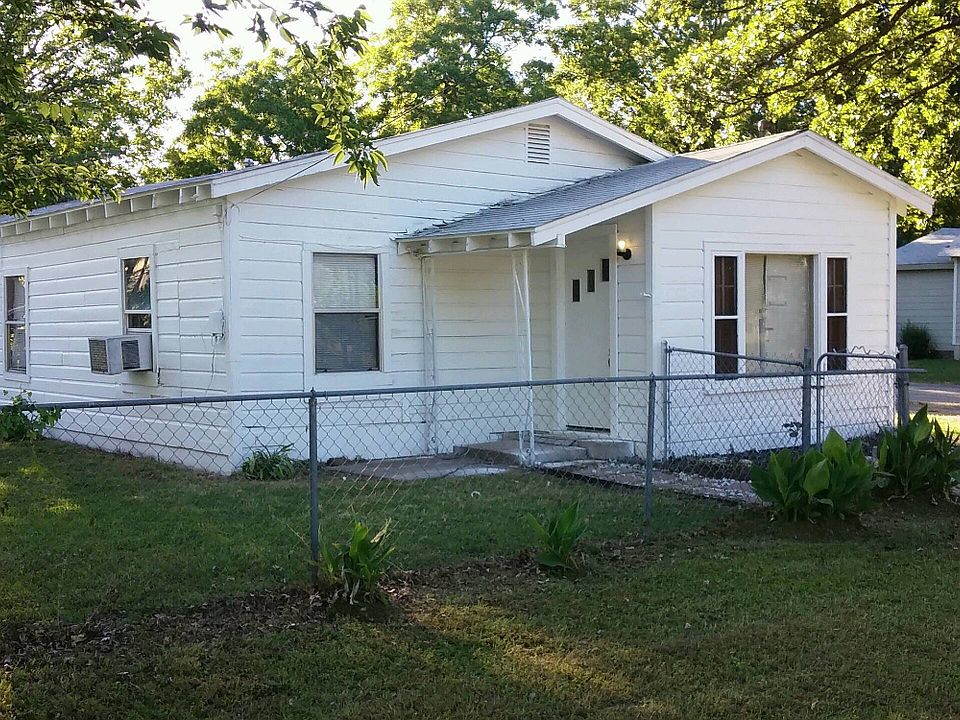 1st image of 1101 S Grand Ave