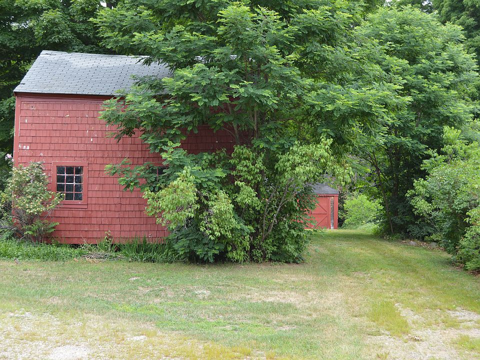 558 Silver St, Rollinsford, NH 03869 Zillow