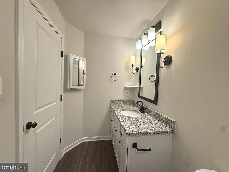 35 Thrower Rd — Photo 9