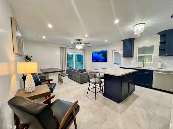 23443 Balmoral Ln E #E, West Hills, CA 91307