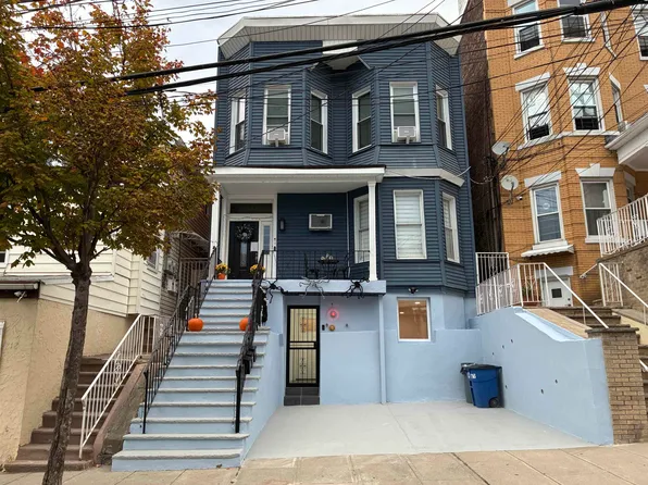 716 11th Street image 34 of 37