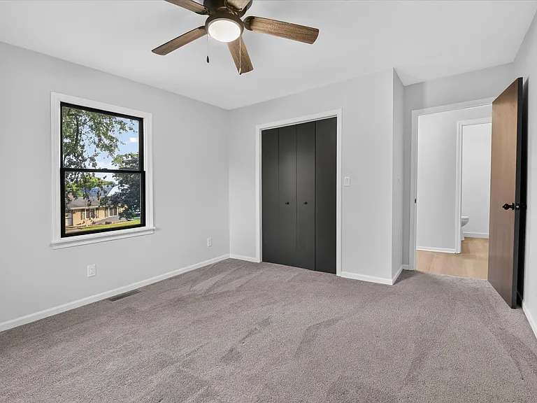 611 Greenfield Dr — Photo 28