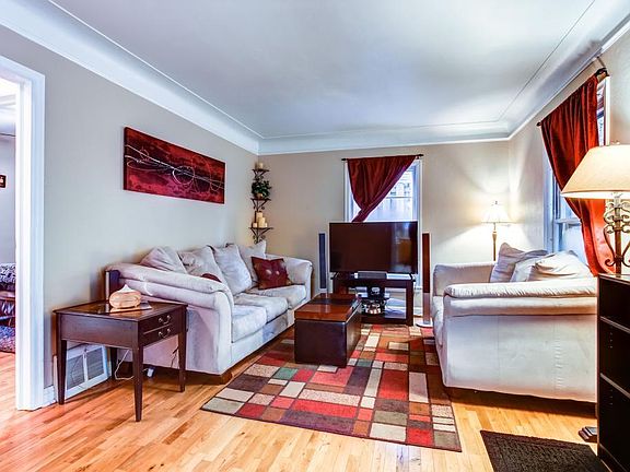 4th image of 1277 Maywood St