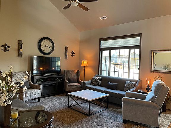 4th image of 4304 W Townsley Pl