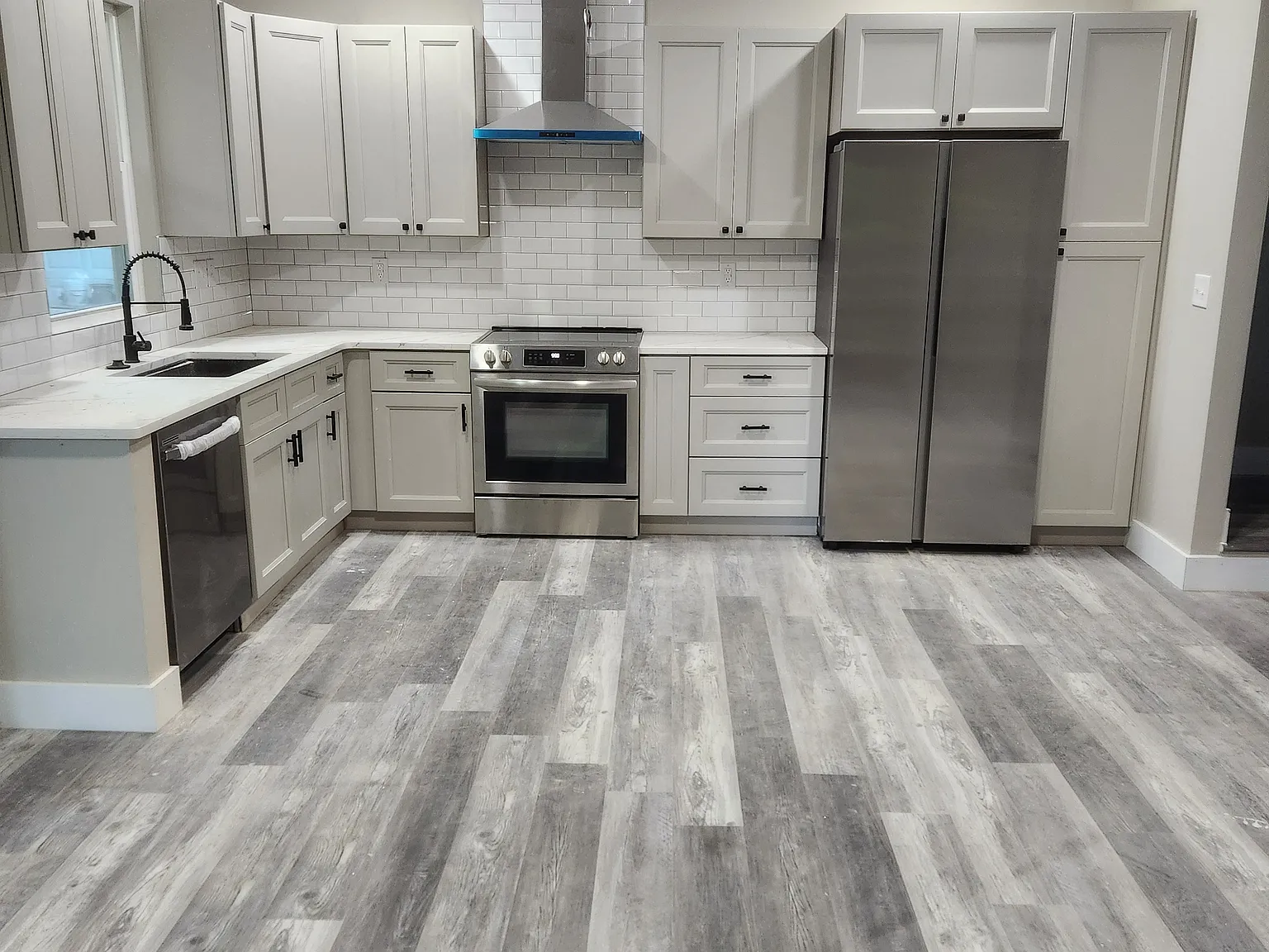 3 bed, 2.5 bath, 1555 sqft, $2,499 — Photo 4
