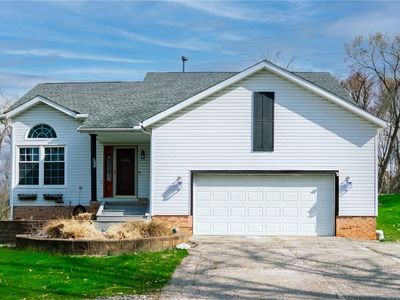 7350 Akins Rd, North Royalton, OH, 44133