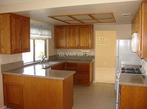 2nd image of 9016 Feather River Ct
