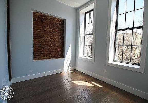3rd image of 358 Palmetto St #2L