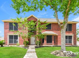 2604 Briarglen Dr, Pearland, TX 77581