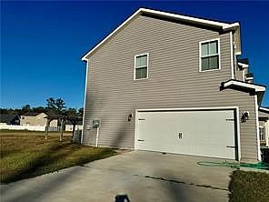 3rd image of 44 Crabapple Ln