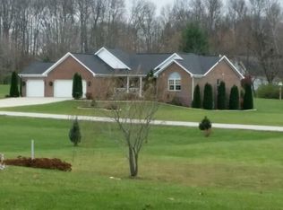 8131 Cedar Run Dr, Martinsville, IN 46151