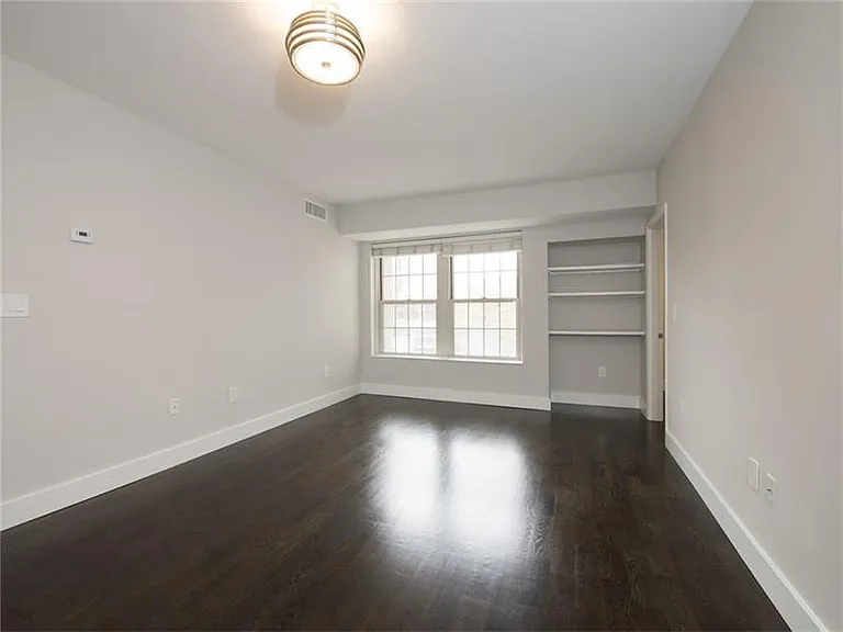 199 14th St NE #407 — Photo 2