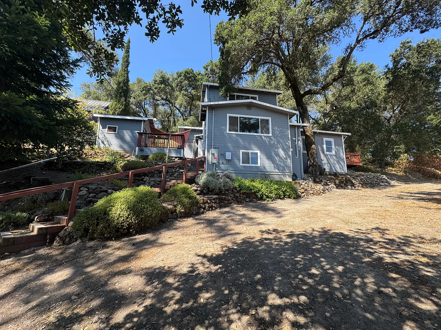 2 bed, 1358 sqft, $3,000 — Photo 1