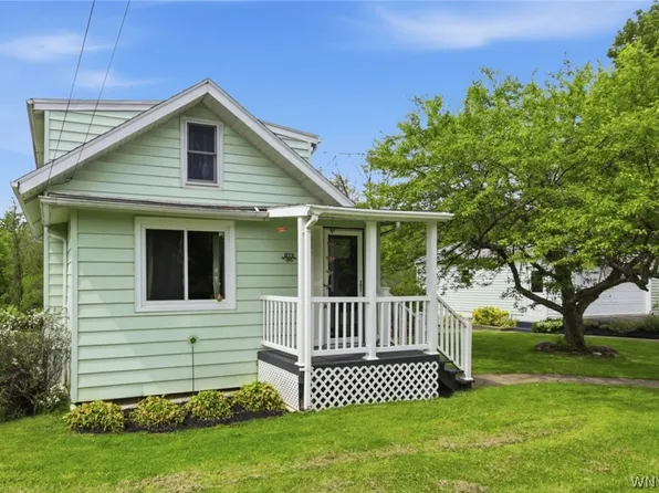 873 Grover Rd, East Aurora, NY 14052