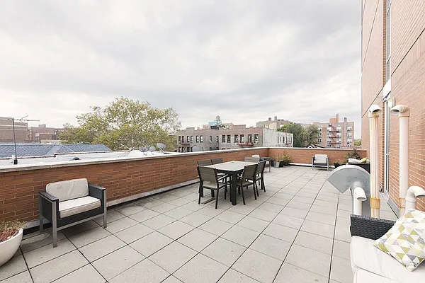 Rented by Bold New York | media 27